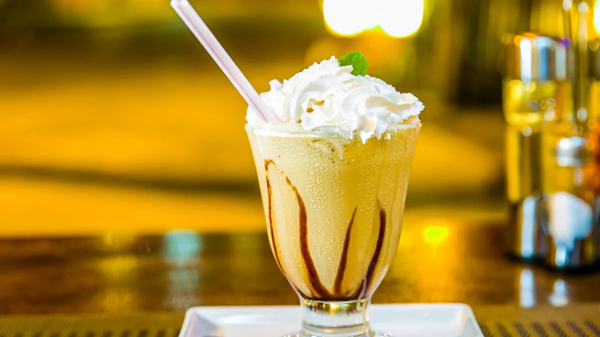 Maple cookie milkshake with cookie pieces