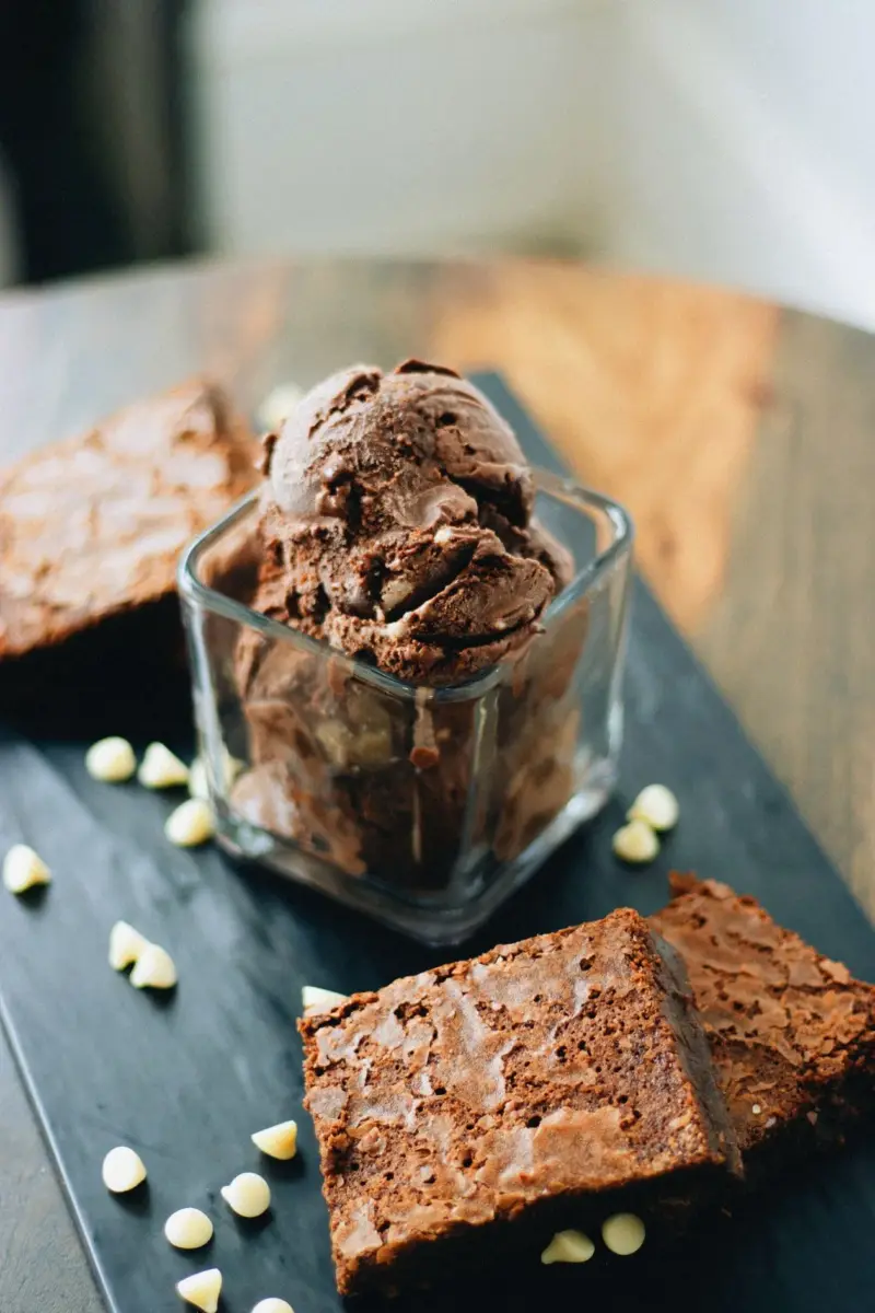 Choco Brownie Extreme Blizzard Cake