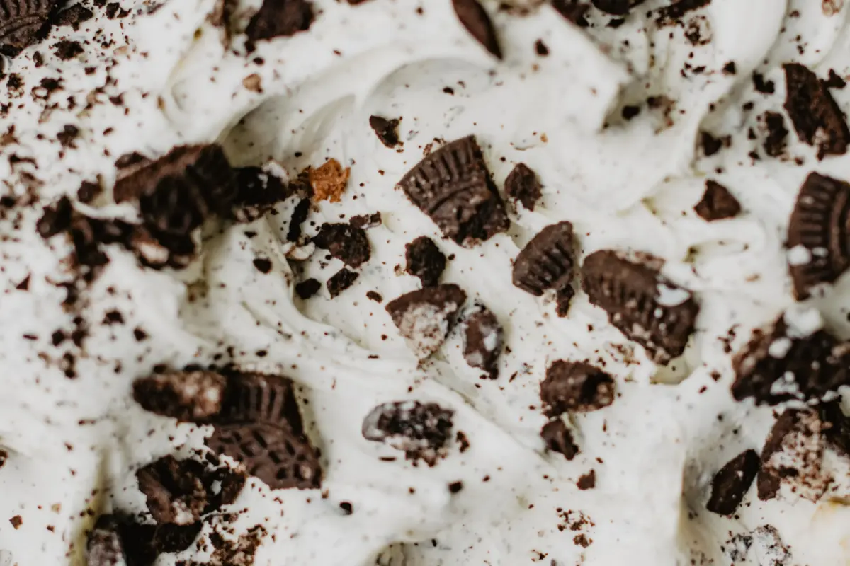 OREO Blizzard Cake